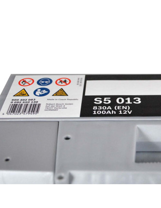 Автомобільний акумулятор BOSCH 100Ah 830A R+ (правий +) S50 130