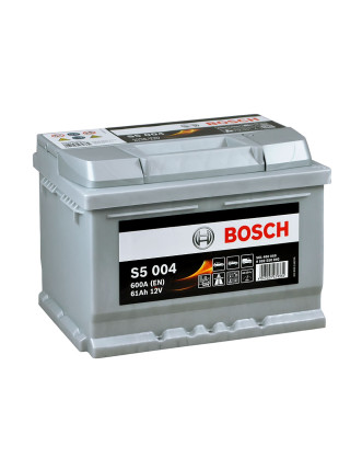 Автомобільний акумулятор BOSCH 61Ah 600A R+ (правий +) S50 040