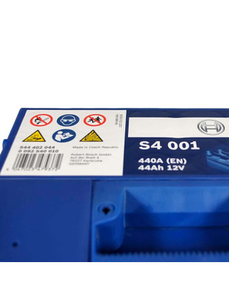 Автомобільний акумулятор BOSCH 44Ah 440A R+ (правий +) LB1 (S40 010) h=175