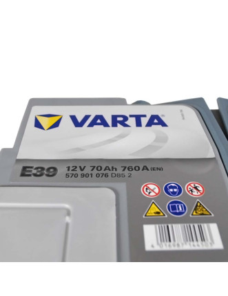 Автомобільний акумулятор VARTA Silver Dynamic AGM 70Ah 760А R+ (правий +) E39